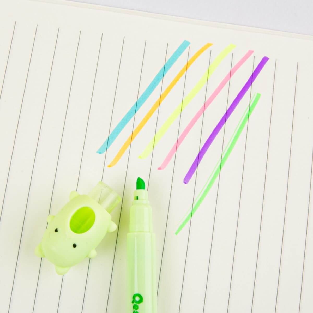 Adorable Bear-Themed Marker Pens