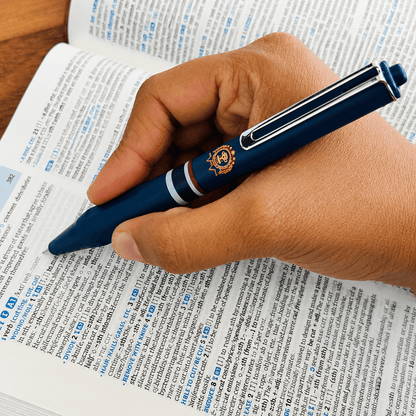 Oxford Cambridge Click Pen Gift Set with 2 Pens, 6 Ink Cartridges & Ink Bottle